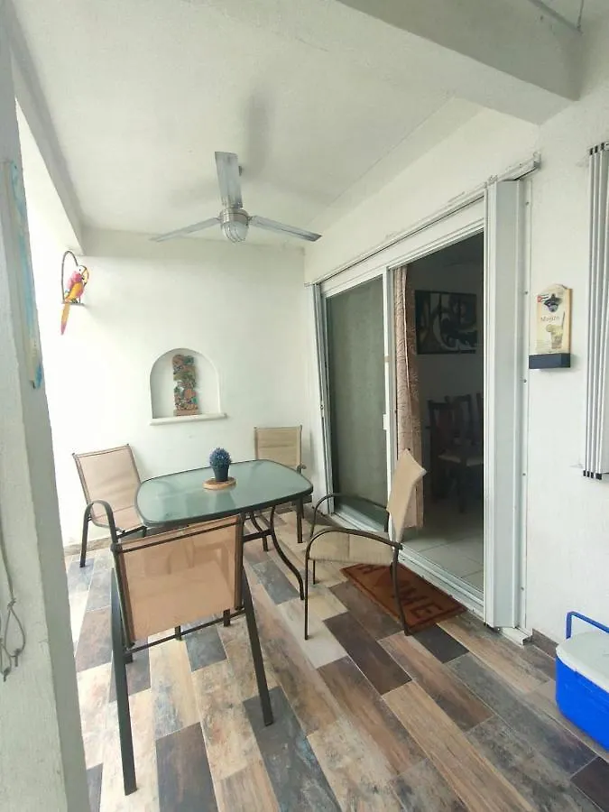 Feriehus La Casa Del Mexicano Terraza Y Jardin Exoticos 12 Min Del Playa Esmeralda Villa Playa del Carmen