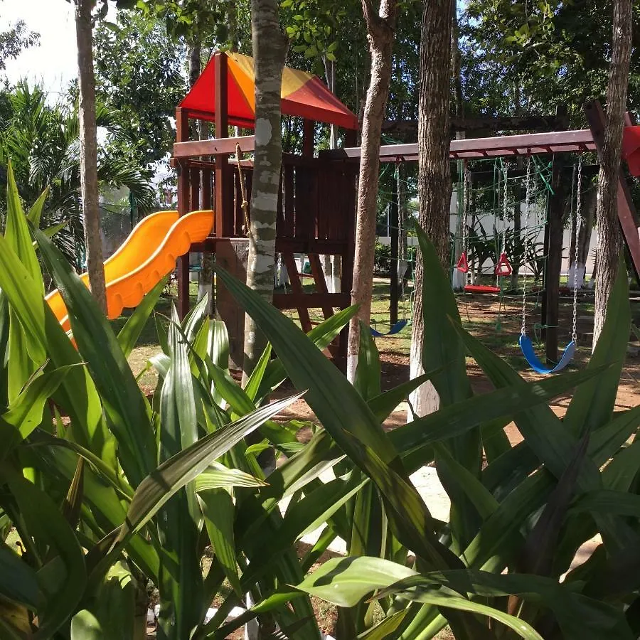 La Casa Del Mexicano Terraza Y Jardin Exoticos 12 Min Del Playa Esmeralda Villa Playa del Carmen Feriehus