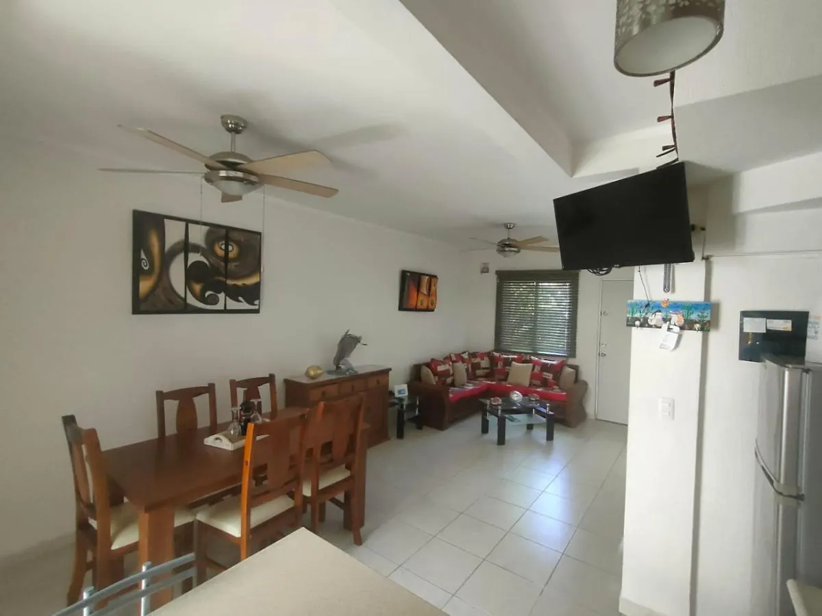 Casa de Férias La Casa Del Mexicano Terraza Y Jardin Exoticos 12 Min Del Playa Esmeralda Vila Playa del Carmen